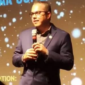 Meet your Posher, Omar